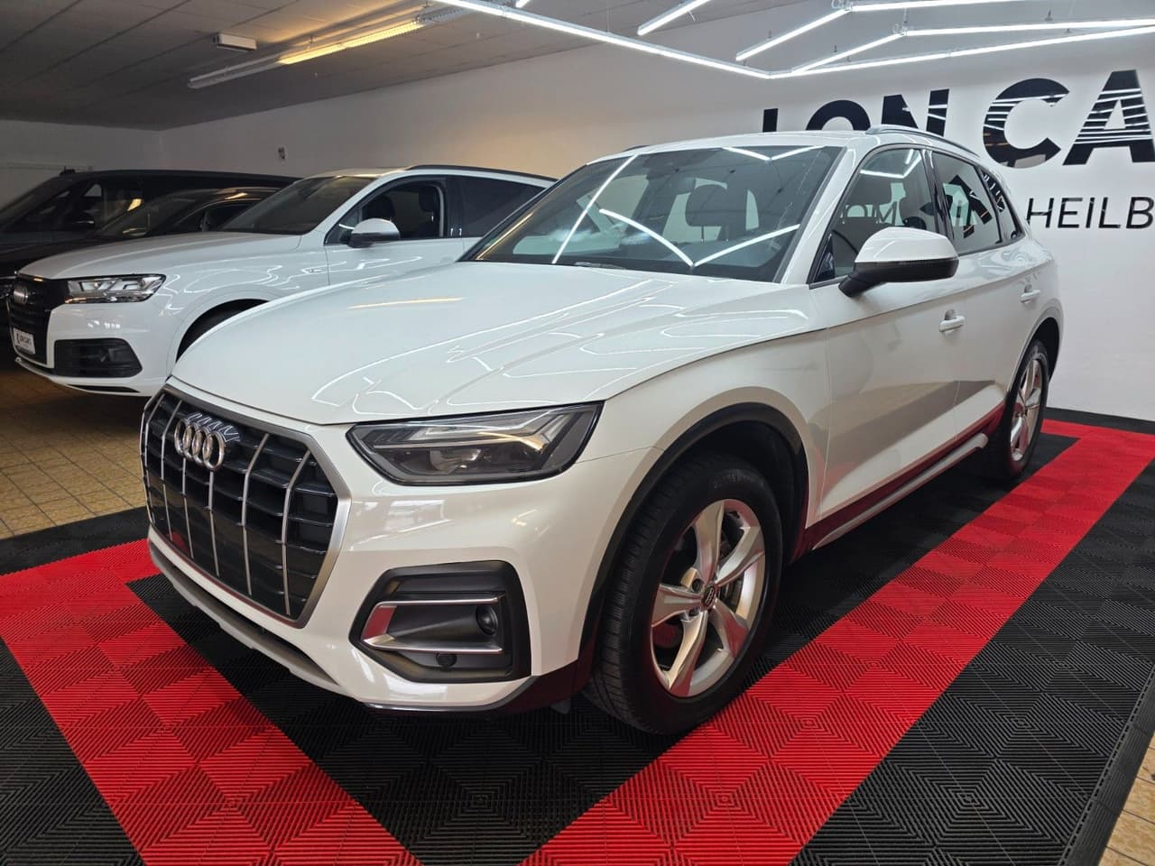 Audi Q5 40 TDI quattro/Navi/Led/Leder,Erster H/Top — slika 1