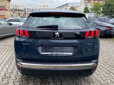 Peugeot 3008 Hybrid 225 Allure Nav/PDC+Kamera/Assistenz — slika 18