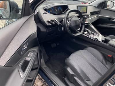 Peugeot 3008 Hybrid 225 Allure Nav/PDC+Kamera/Assistenz — slika 6