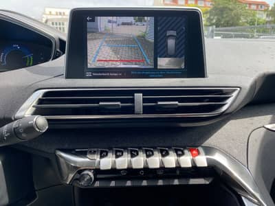 Peugeot 3008 Hybrid 225 Allure Nav/PDC+Kamera/Assistenz — slika 11