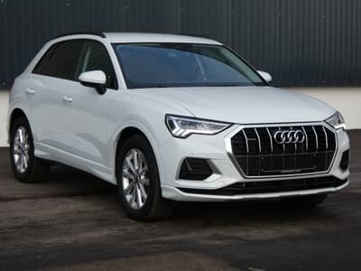 Audi Q3 40 TDI 4x4 LED+ VIRTUAL STHZG Kamera ACC 1-Hd — slika 23