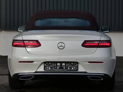 Mercedes-Benz E 220 d 9G Leder MBeam Navi Aircap Airscarf 18" — slika 27