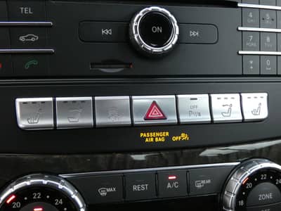 Mercedes-Benz SL 400 AMG-Line 1-Hand SAGA Deutsches Fahrzeug — slika 13