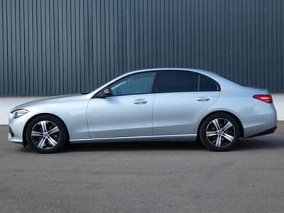 Mercedes-Benz C 200 d 9G Avantgarde Night LED Navi AHK 1-Hand — slika 24