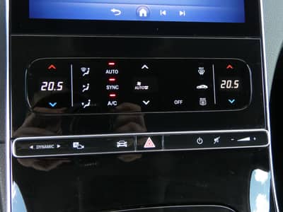 Mercedes-Benz C 200 d 9G Avantgarde Night LED Navi AHK 1-Hand — slika 18