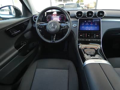 Mercedes-Benz C 200 d 9G Avantgarde Night LED Navi AHK 1-Hand — slika 4