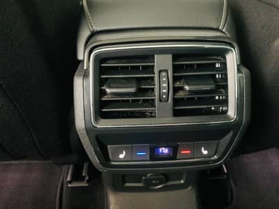 Skoda Kodiaq Drive 125 4x4 DSG°PANORAMA°AHK°KAMERA-360 — slika 10