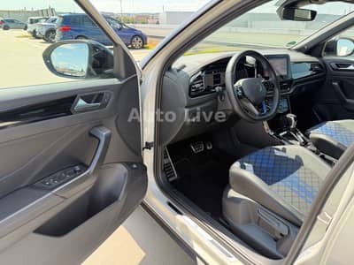 Volkswagen T-Roc 2.0 TSI*4M*R*DSG*AKRAPOVIC*VIR*PANO*IQ*VOL — slika 14