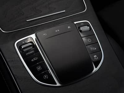 Mercedes-Benz GLC 220d AMG-Line 4Matic*Pano*Wide*360*HUD*STHZ* — slika 19