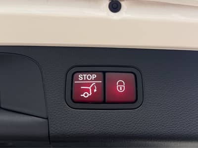 Mercedes-Benz GLC 220d AMG-Line 4Matic*Pano*Wide*360*HUD*STHZ* — slika 17