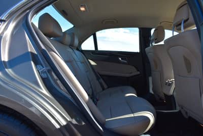 Mercedes-Benz E 350 CGI Limousine STH/AHK/MEMORY/KEYLESS — slika 23