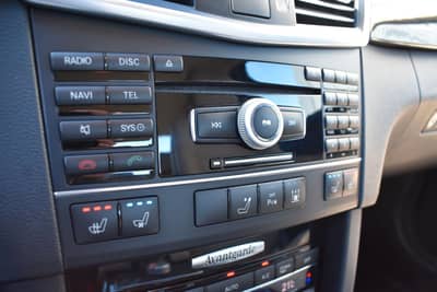 Mercedes-Benz E 350 CGI Limousine STH/AHK/MEMORY/KEYLESS — slika 19