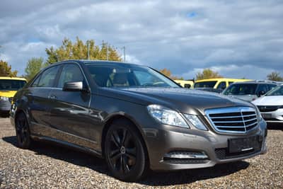 Mercedes-Benz E 350 CGI Limousine STH/AHK/MEMORY/KEYLESS — slika 2