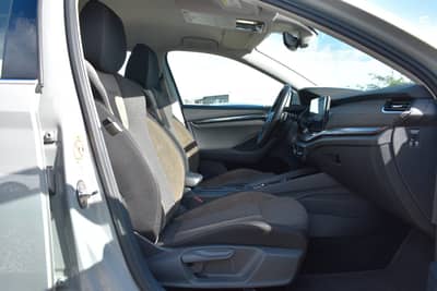 Skoda Octavia Combi Scout 4x4/KEYLESS/HUD/AHK/LED — slika 9