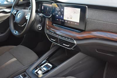 Skoda Octavia Combi Scout 4x4/KEYLESS/HUD/AHK/LED — slika 14