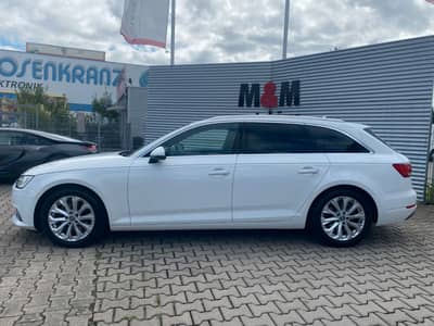 Audi A4 Avant design ultra ACC/PDC/HuD/Shz/Assistenz — slika 3