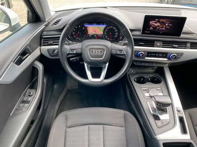 Audi A4 Avant design ultra ACC/PDC/HuD/Shz/Assistenz — slika 8