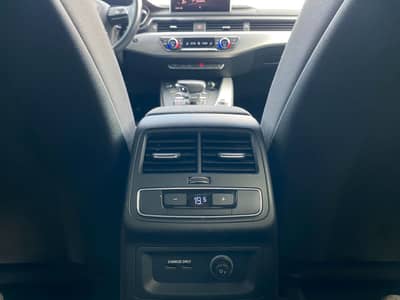 Audi A4 Avant design ultra ACC/PDC/HuD/Shz/Assistenz — slika 15