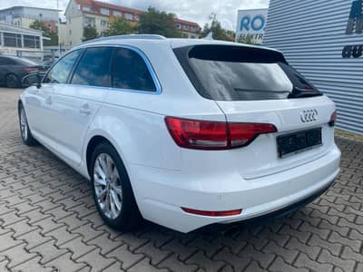Audi A4 Avant design ultra ACC/PDC/HuD/Shz/Assistenz — slika 4