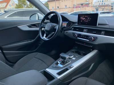 Audi A4 Avant design ultra ACC/PDC/HuD/Shz/Assistenz — slika 13