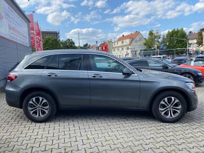 Mercedes-Benz GLC 220d 4Matic Navi/360°/LED/Sitzhzg/Assistenz — slika 16