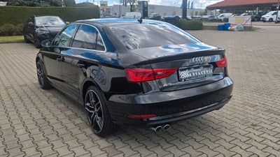 Audi A3 2.0 TDI Lim"Ambiente quattro"Navi"T.Leder"Xen — slika 4