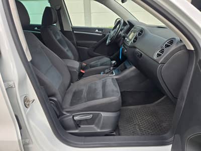 Volkswagen Tiguan 2.0 TDI DSG 4 Motion"Sport & Style"Navi" — slika 8