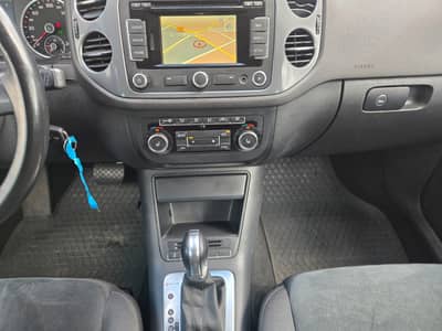 Volkswagen Tiguan 2.0 TDI DSG 4 Motion"Sport & Style"Navi" — slika 17