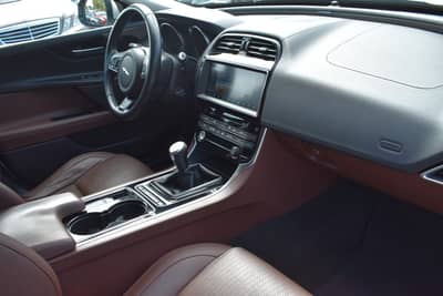 Jaguar XE Portfolio Kamera/Meridian Sound/Schiebedach — slika 7