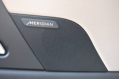 Jaguar XE Portfolio Kamera/Meridian Sound/Schiebedach — slika 16