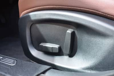 Jaguar XE Portfolio Kamera/Meridian Sound/Schiebedach — slika 14
