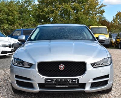 Jaguar XE Portfolio Kamera/Meridian Sound/Schiebedach — slika 6