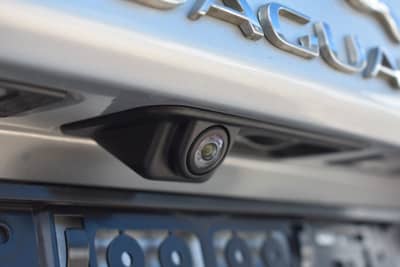 Jaguar XE Portfolio Kamera/Meridian Sound/Schiebedach — slika 32