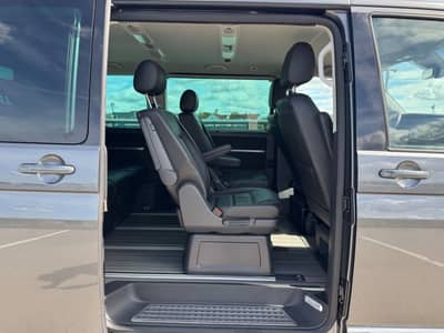 Volkswagen T6.1 Multivan*4M*DSG*7-STZE*VIRTU*NAVI*LED*LEDER — slika 9