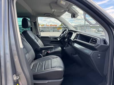 Volkswagen T6.1 Multivan*4M*DSG*7-STZE*VIRTU*NAVI*LED*LEDER — slika 8
