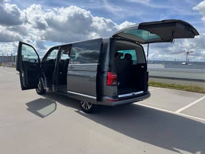Volkswagen T6.1 Multivan*4M*DSG*7-STZE*VIRTU*NAVI*LED*LEDER — slika 27