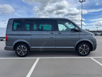Volkswagen T6.1 Multivan*4M*DSG*7-STZE*VIRTU*NAVI*LED*LEDER — slika 6