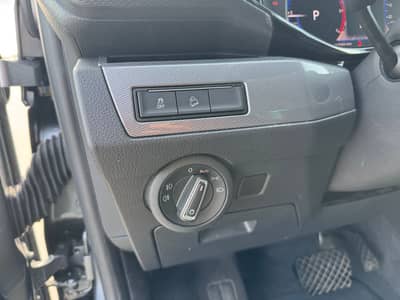 Volkswagen T6.1 Multivan*4M*DSG*7-STZE*VIRTU*NAVI*LED*LEDER — slika 15