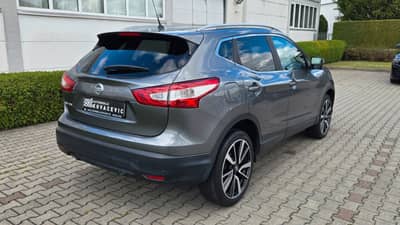 Nissan Qashqai 1.6 dCi"Tekna"Leder"Kamera"Navi"19 Zoll" — slika 3