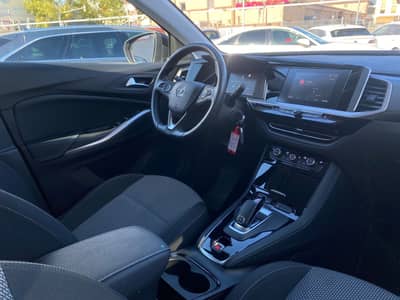 Opel Grandland LED/PDC+Kamera/Assistenz/Sitzhzg — slika 13