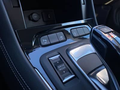 Opel Grandland LED/PDC+Kamera/Assistenz/Sitzhzg — slika 10