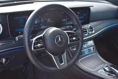 Mercedes-Benz E 350d T-Modell HUD/BURMESTER/CARPLAY/LED/KAMERA — slika 9