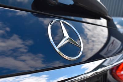 Mercedes-Benz E 350d T-Modell HUD/BURMESTER/CARPLAY/LED/KAMERA — slika 35
