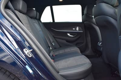 Mercedes-Benz E 350d T-Modell HUD/BURMESTER/CARPLAY/LED/KAMERA — slika 28