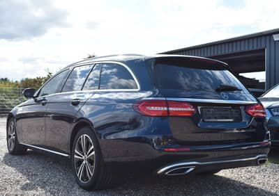 Mercedes-Benz E 350d T-Modell HUD/BURMESTER/CARPLAY/LED/KAMERA — slika 4