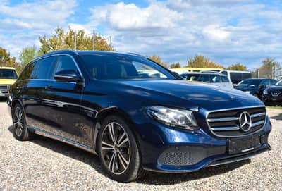 Mercedes-Benz E 350d T-Modell HUD/BURMESTER/CARPLAY/LED/KAMERA — slika 2