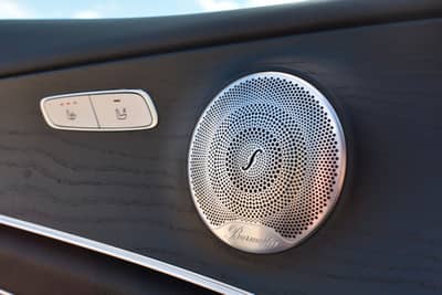 Mercedes-Benz E 350d T-Modell HUD/BURMESTER/CARPLAY/LED/KAMERA — slika 23