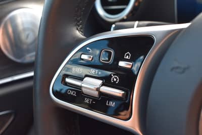 Mercedes-Benz E 350d T-Modell HUD/BURMESTER/CARPLAY/LED/KAMERA — slika 24