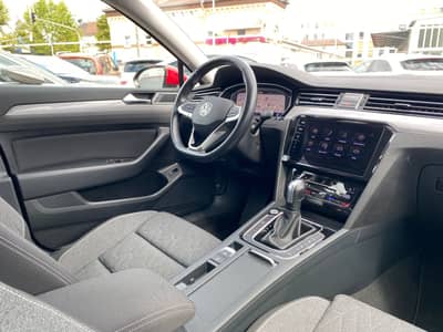 Volkswagen Passat Variant Business ACC/Kamera/AHK/Assistenz — slika 13