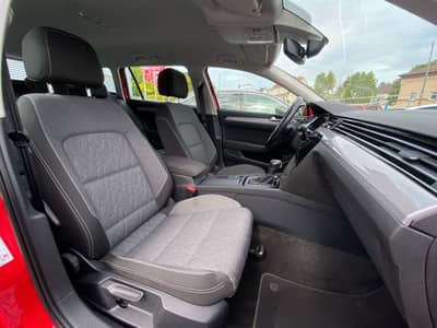 Volkswagen Passat Variant Business ACC/Kamera/AHK/Assistenz — slika 8
